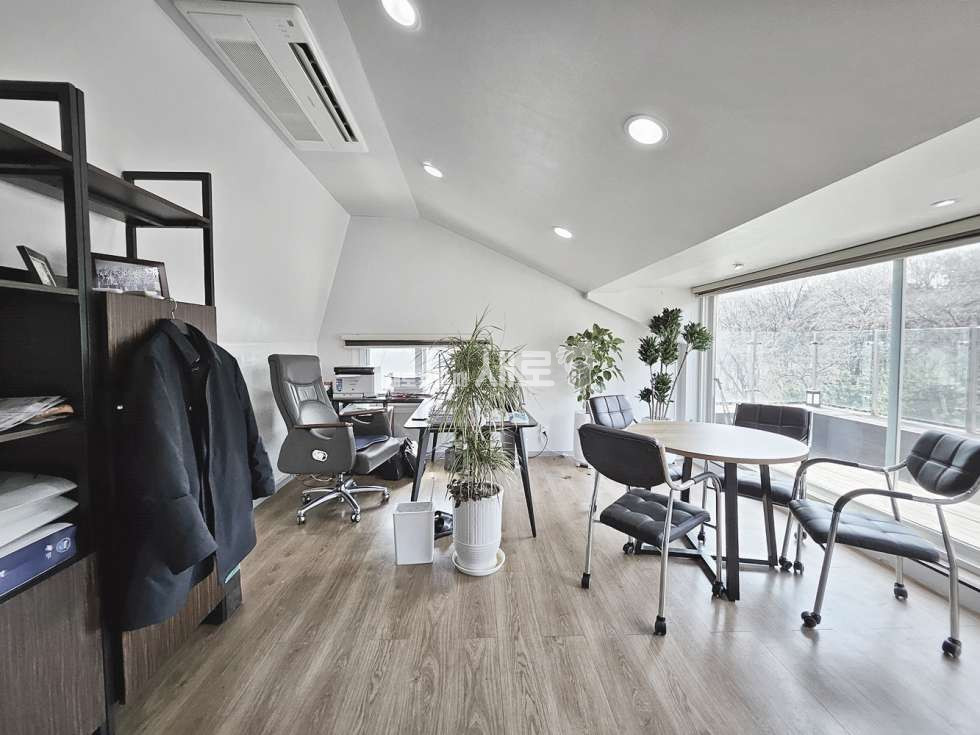 서울 강남구 삼성동 실사진O 삼성중앙역세권! 파릇파릇 테라스! S급 인테리어! 깔끔!!! 월세 매물번호 14352 사진 1