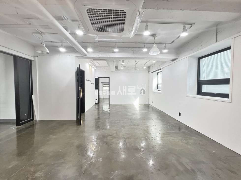 서울 강남구 논현동 학동역 강남구청역 더블 역세권 두 층 단독 사용 사무실 월세 매물번호 14766 사진 1
