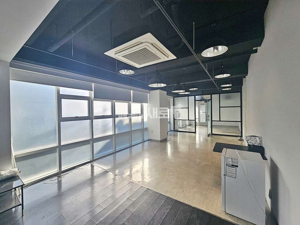 서울 강남구 삼성동 삼성중앙역 대로변 이면 인테리어 완비 사무실 월세 매물번호 14896 사진 1