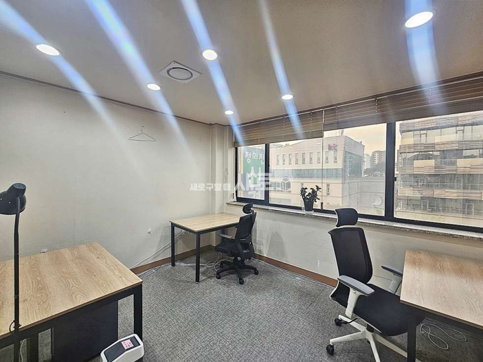 서울 서초구 양재동 양재동 사거리교차로 대로변 고층뷰 사무실 월세 매물번호 14908 사진 3