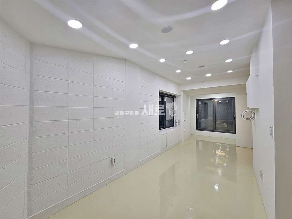 서울 강남구 논현동 학동역 언주역 더블역세권 복층 인테리어 사무실 월세 매물번호 14964 사진 3