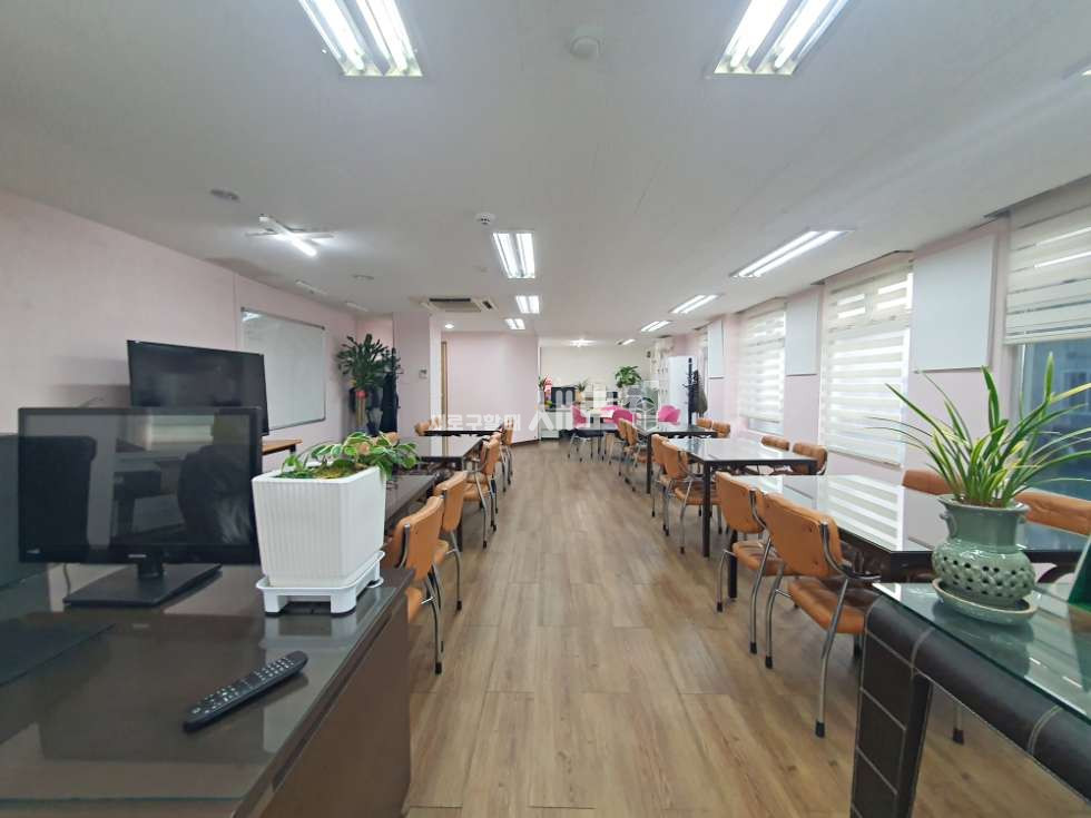 서울 강남구 대치동 실사진O | 인테리어O | 가성비 사무실 | 2층 단독사용 월세 매물번호 15078 사진 5