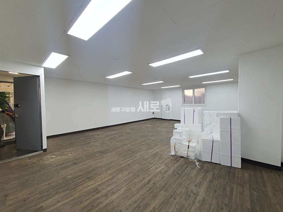 서울 강남구 개포동 개포동 [ 실사진O] 가성비 甲 저렴한 사무실 | 채광 및 내부 컨디션 우수 월세 매물번호 15148 사진 8