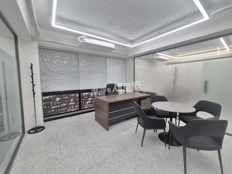 서울 강남구 신사동 실사진O 인테리어 및 컨디션 최상! 몸만 들어오면 되는 룸4 사무실 월세 매물번호 15328 사진 6