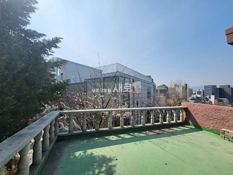 서울 강남구 역삼동 실사진O | 단독주택형 사옥 | 가성비 최상! | 주차 4대 | 지1층~ 2층 월세 매물번호 15522 사진 15