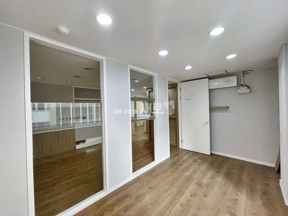 서울 강남구 삼성동 삼성중앙역 도보 3분거리, 룸 5, 우드톤의 활용도 좋은 사무실 월세 매물번호 15564 사진 7