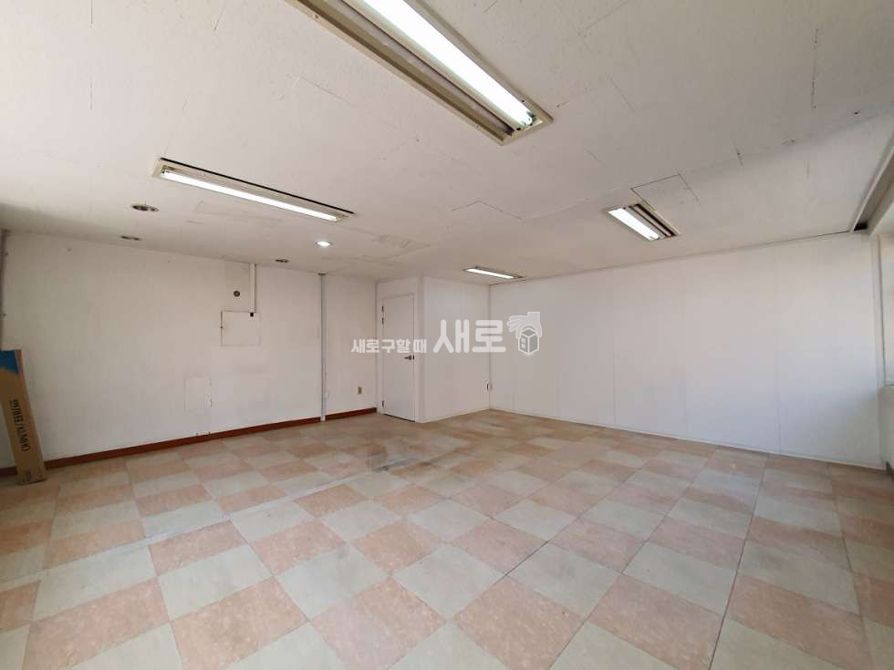 서울 서초구 잠원동 신사역 도보2분|실사진O| 갓성비 사무실 | 채광 좋고 접근성 좋은 중소형 사무실 월세 매물번호 15366 사진 4