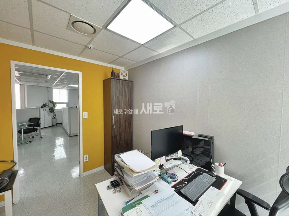 서울 강남구 신사동 을지병원사거리 인근, 홀+룸2+테라스, 외내관 컨디션 우수한 사무실 월세 매물번호 15834 사진 7