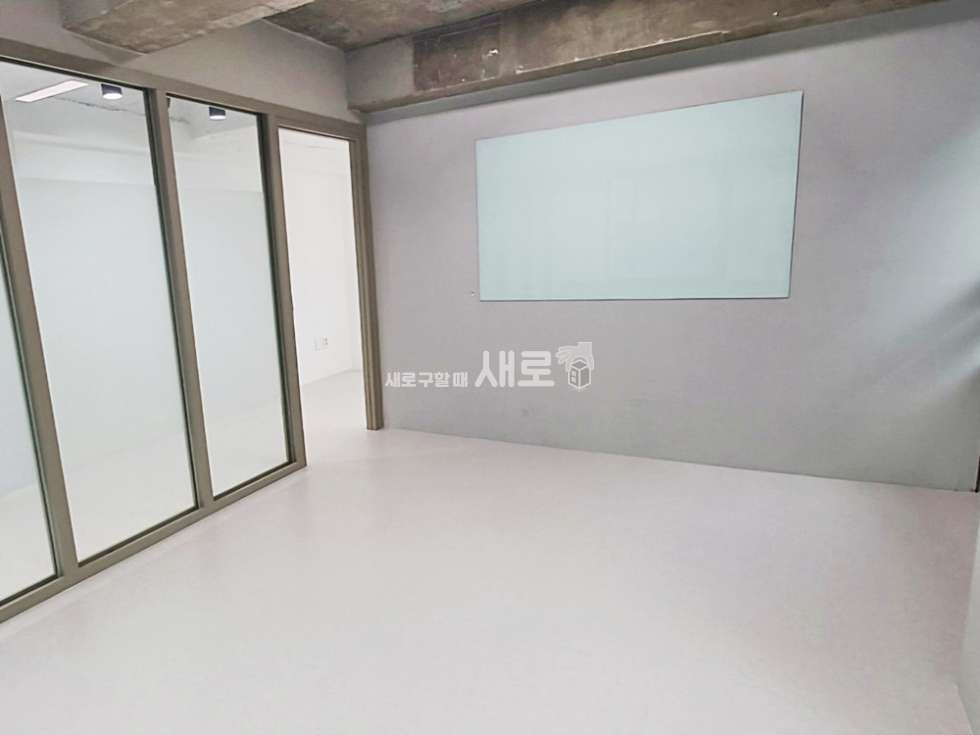 서울 강남구 논현동 학동역 | 인테리어 | 화이트톤사무실 | 가성비 좋음 월세 매물번호 16378 사진 6