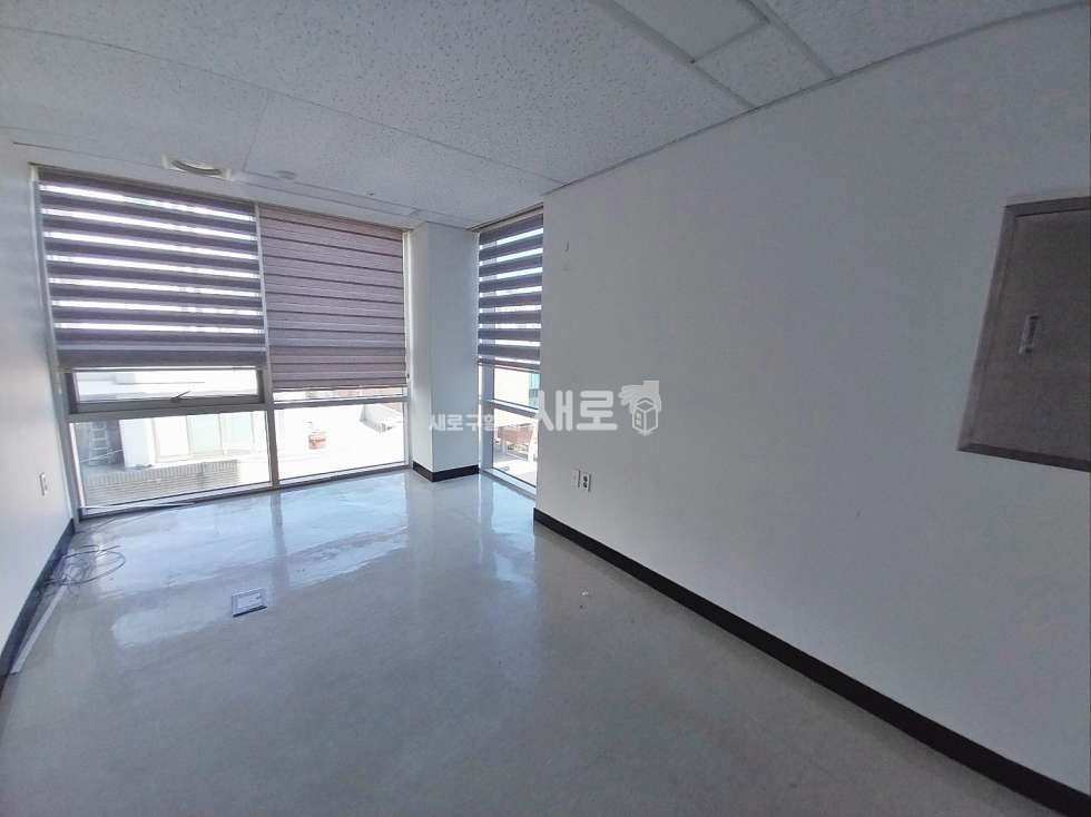 서울 강남구 역삼동 강남역인근 내외관깔끔한 통유리외관 사무실매물 월세 매물번호 13404 사진 8