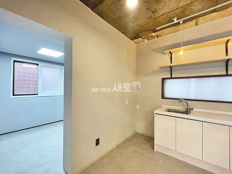 서울 서초구 양재동 리모델링 첫입주 노출천정 new 월세 매물번호 11085 사진 5