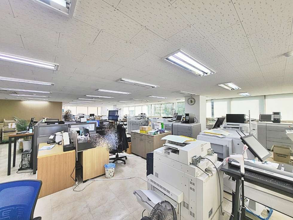 서울 강남구 역삼동 강남역 도보 테헤란로 이면 내외부 깔끔한 사무실 추천 월세 매물번호 11233 사진 1