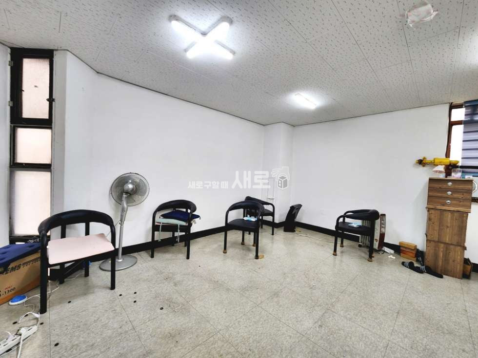 서울 강남구 논현동 강남구청역 도보 7분 가성비 좋은 사무실 월세 매물번호 11403 사진 7