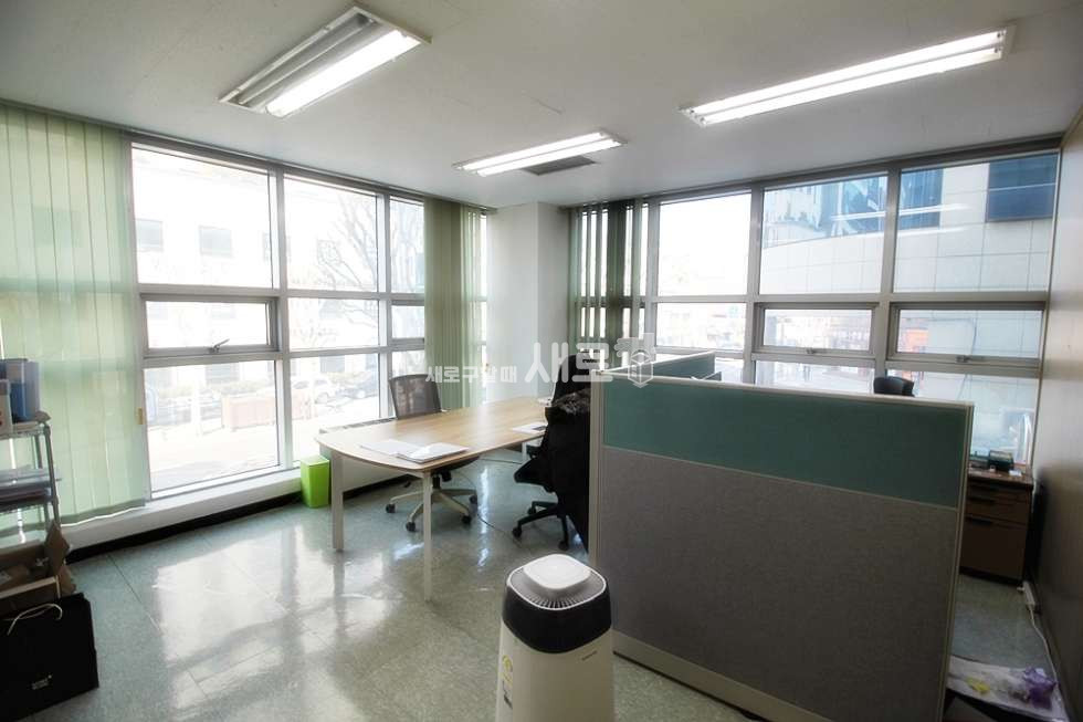 서울 강남구 역삼동 강남역 도보 10분 깔끔한 다용도 사무실 월세 매물번호 12348 사진 2
