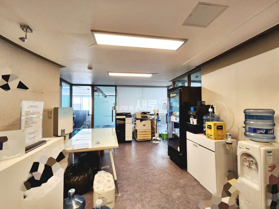서울 강남구 논현동 언주역 역세권 가성비 사무실 월세 매물번호 12401 사진 2