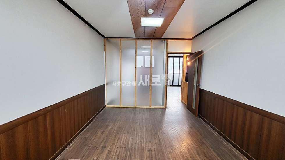 서울 강남구 삼성동 삼성중앙역 도보 2분 내외 대로변에 위치한 금액 인테리어 모두 갖춘 사무실 월세 매물번호 12566 사진 5