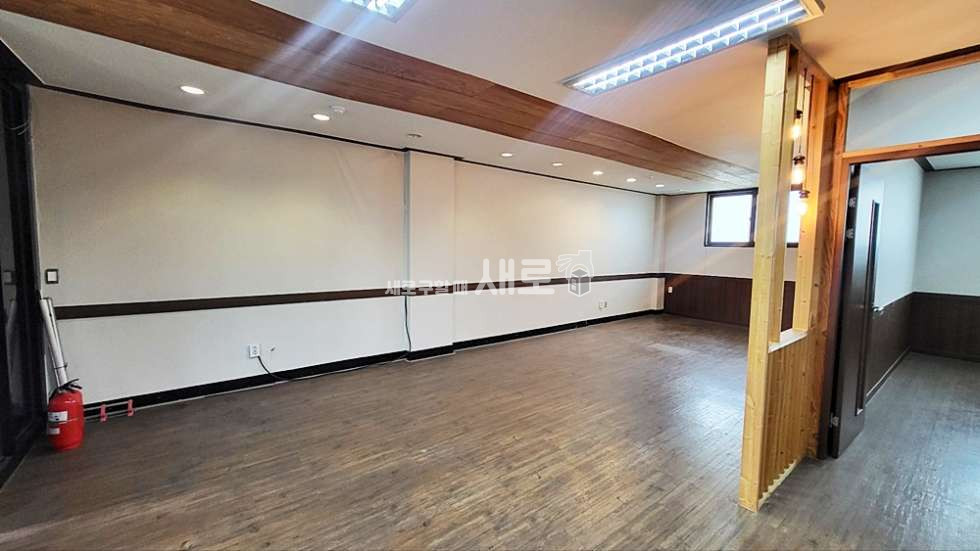 서울 강남구 삼성동 삼성중앙역 도보 2분 내외 대로변에 위치한 금액 인테리어 모두 갖춘 사무실 월세 매물번호 12566 사진 7