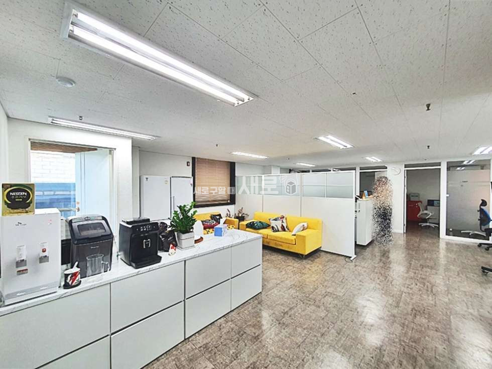 서울 강남구 논현동 학동역 테라스 전경 끝내주는 주차2 깔끔한 사무실 추천 월세 매물번호 11245 사진 1
