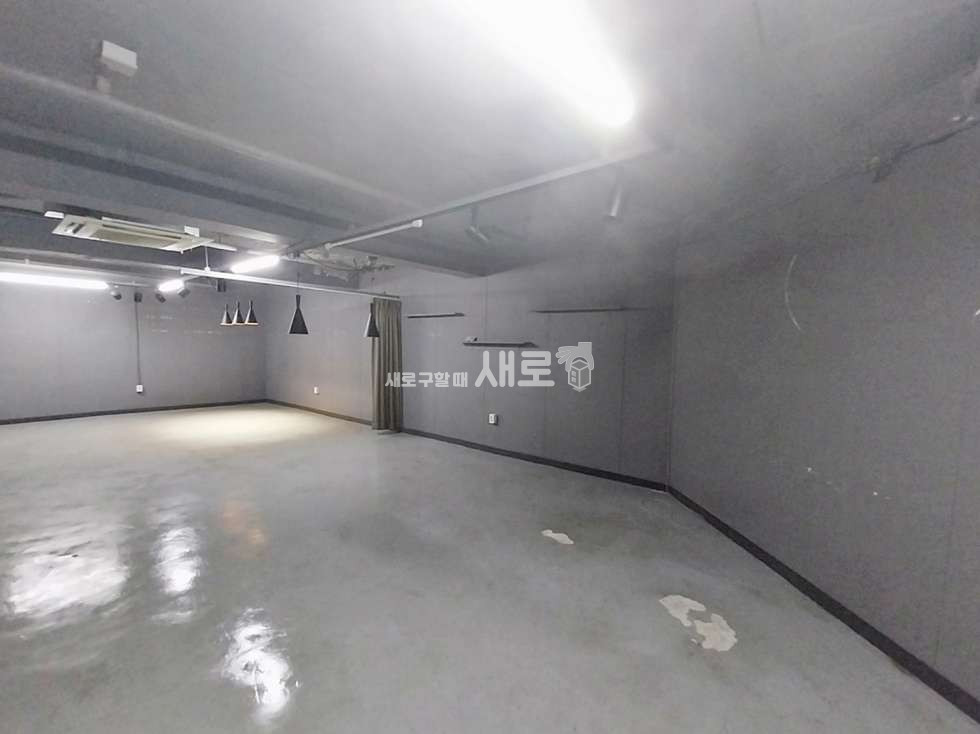 서울 강남구 논현동 논현역 인근 스튜디오or지하bar 추천 월세 매물번호 12947 사진 2