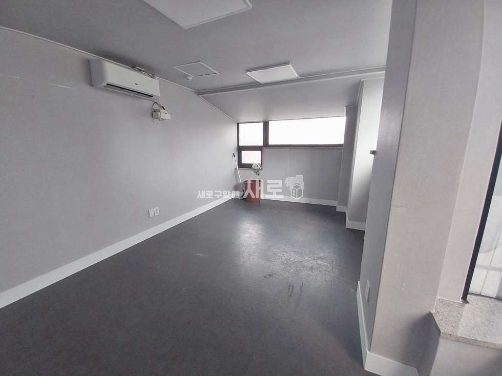 서울 강남구 논현동 학동역 인근 홀1룸2 탕비실1 구조 컨디션좋은매물 월세 매물번호 12960 사진 7