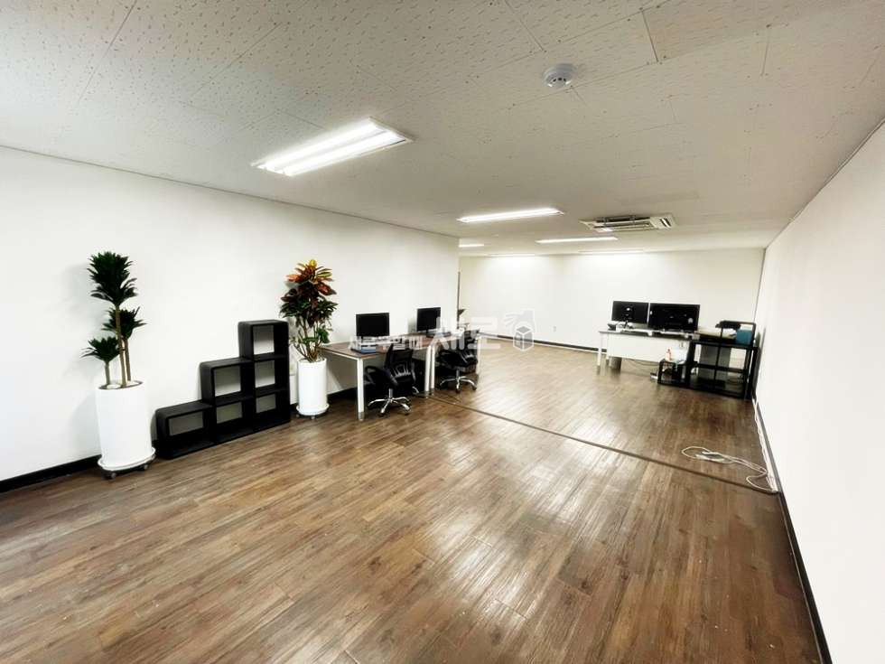 서울 강남구 역삼동 강남역 인근, 가성비 매물, 주차 가능한 소형 사무실, 소형 사무실 추천 월세 매물번호 12985 사진 1