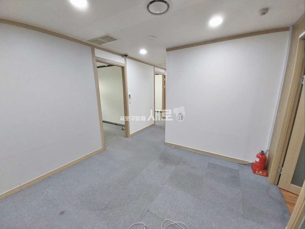서울 서초구 서초동 서울중앙지방법원 인근 룸6개 사무실매물 월세 매물번호 13284 사진 8