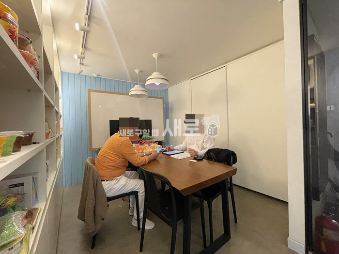 서울 강남구 논현동 인테리어 사무실,실내컨디션上,학동역 도보 3분,중소형사무실 추천,주차O 월세 매물번호 13556 사진 6