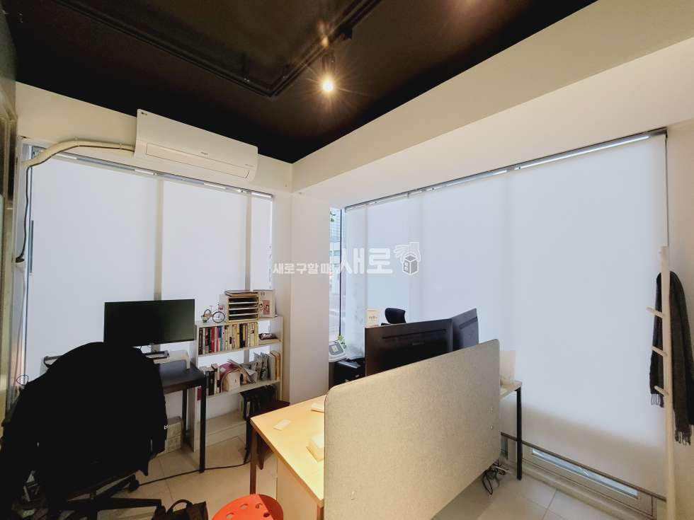 서울 강남구 논현동 O 학동역 도보 2분 O 홀 1 룸 2 O 노출천장 O 주차엘베 O 월세 매물번호 13784 사진 6