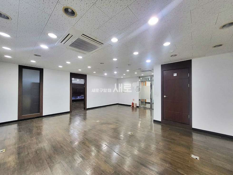 서울 강남구 역삼동 I 진짜 저렴한 임대료 I 섬세한 관리 I 통창 I 강력추천 I 월세 매물번호 13895 사진 5