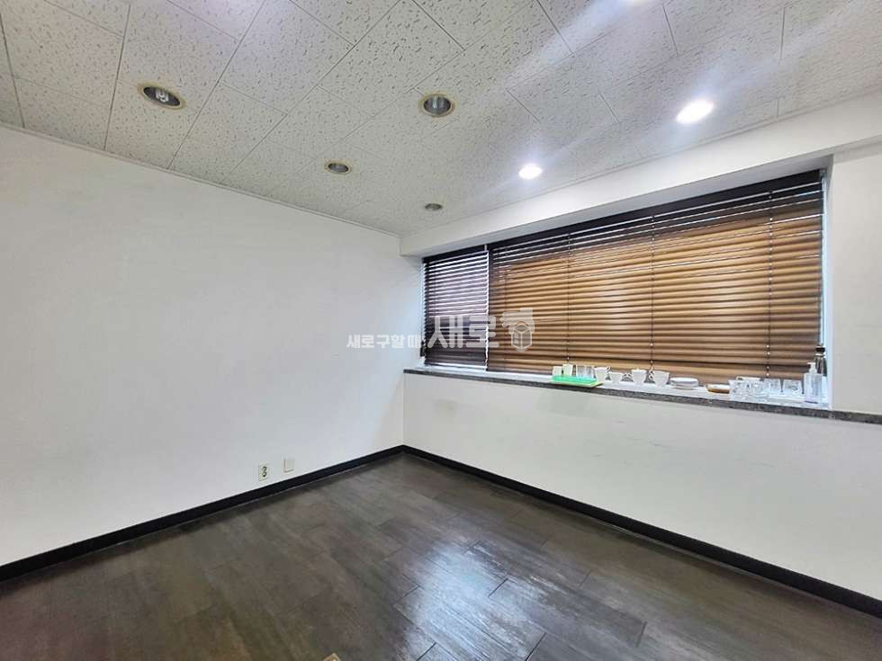 서울 강남구 역삼동 I 진짜 저렴한 임대료 I 섬세한 관리 I 통창 I 강력추천 I 월세 매물번호 13895 사진 10