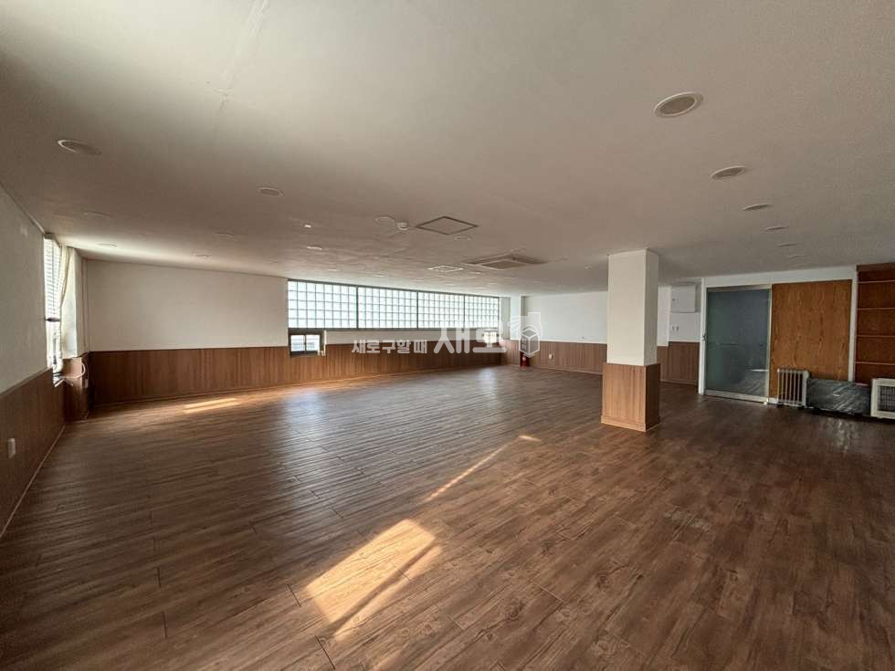 서울 강남구 논현동 강남구청역 역세권 깔끔한 공실 ! 개방감이 너무 좋아요 ~ 월세 매물번호 14271 사진 5