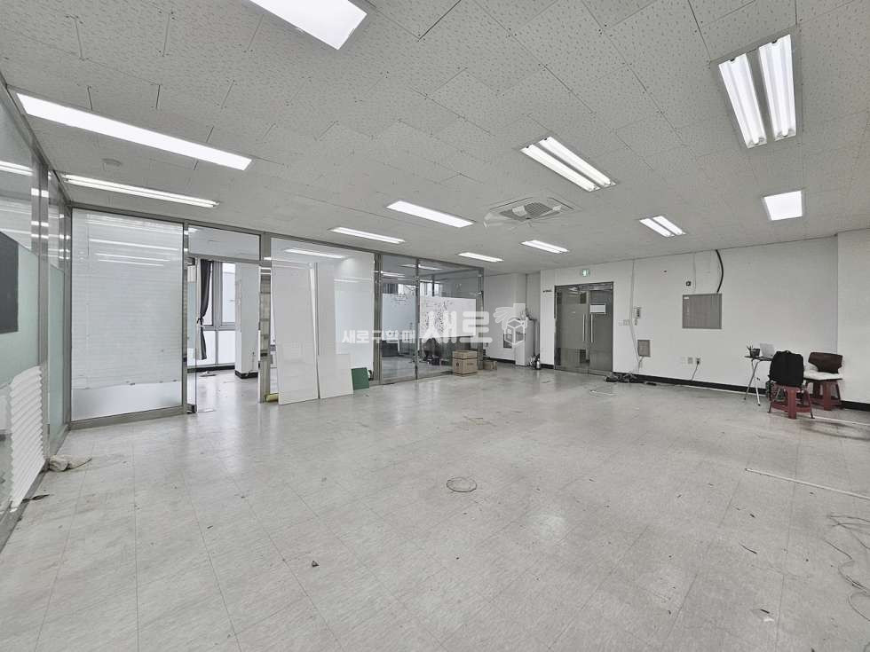 서울 강남구 개포동 실사진O 컨디션 굿!! 룸3 분리형!! 엘베O 통창!!! 월세 매물번호 14450 사진 3