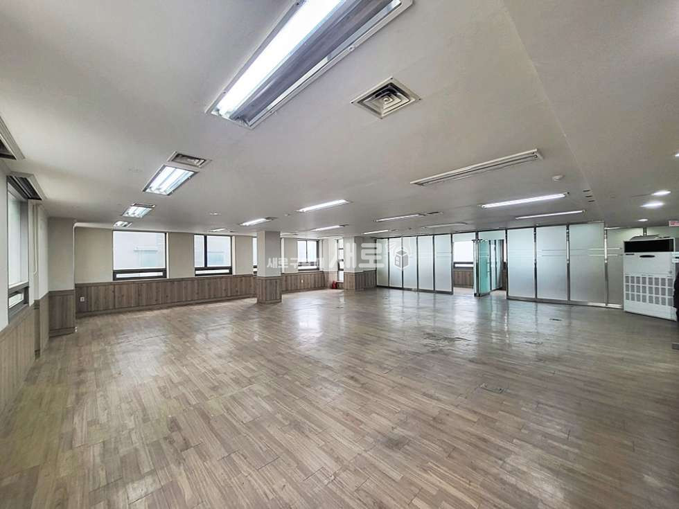 서울 강남구 역삼동 2호선 초역세권 가성비 중대형 매물 추천! 월세 매물번호 14568 사진 2